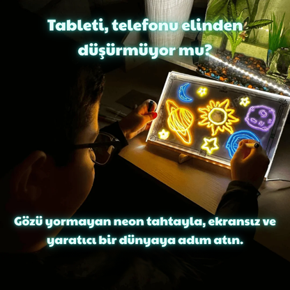 AkriLight™ Işıklı Çizim Tahtası